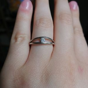 Solitaire tension set, diamond white gold ring